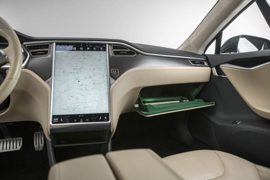 Торпедо Tesla Model S 85 Performance Shooting Brake by RemetzCar 2018 года  (фото 17 из 99)